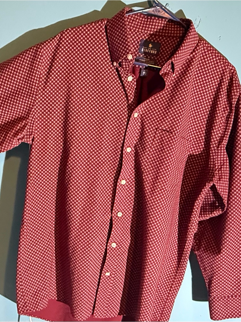 Stafford Men's Red Micro-Pattern Button-Down Shirt
